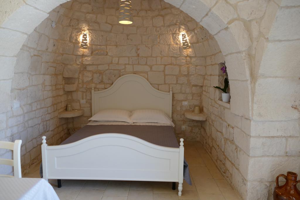 Agritrulli Pension Ostuni Buitenkant foto