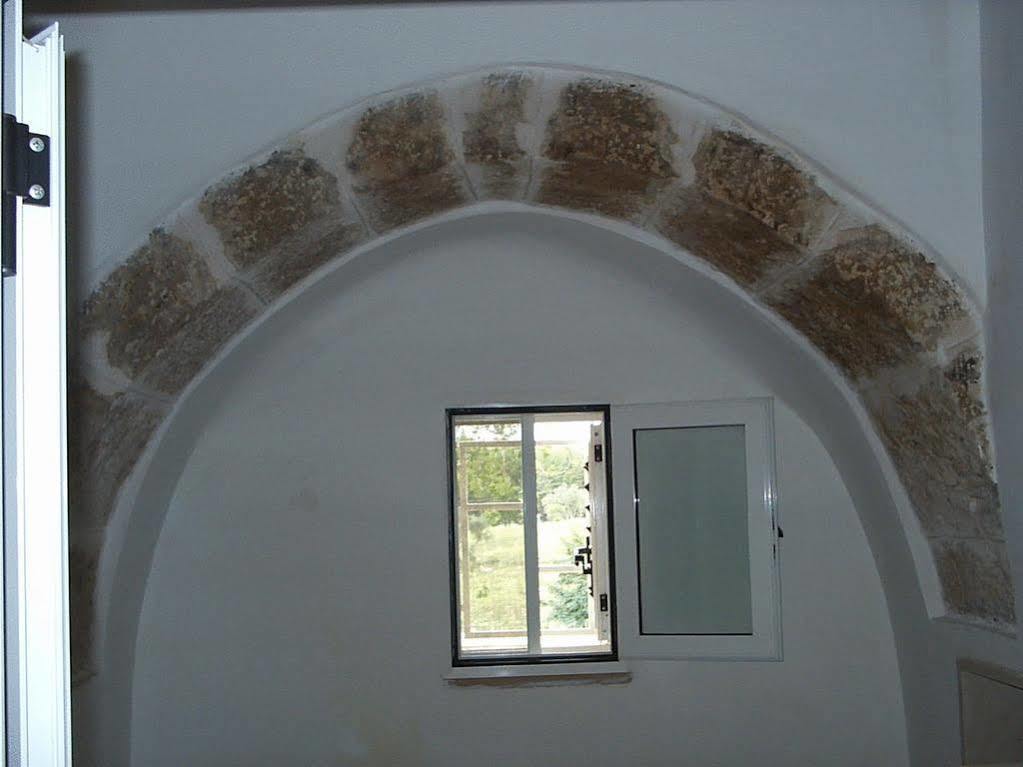 Agritrulli Pension Ostuni Buitenkant foto